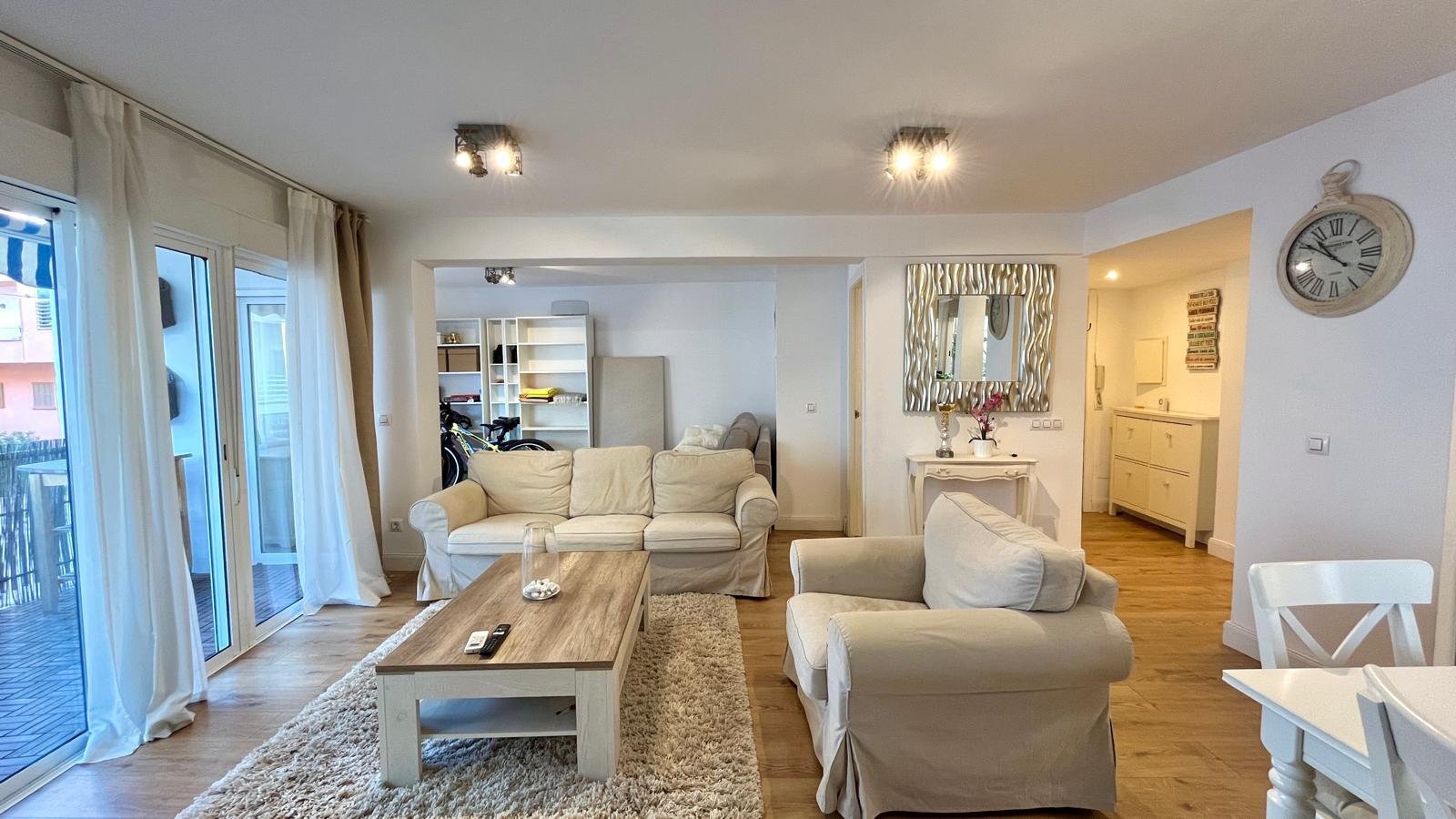 Bright, Renovated Apartment in S`Arenal - Just Steps from the Beach Bright, Renovated Apartment in S`Arenal - Just Steps from the Beach