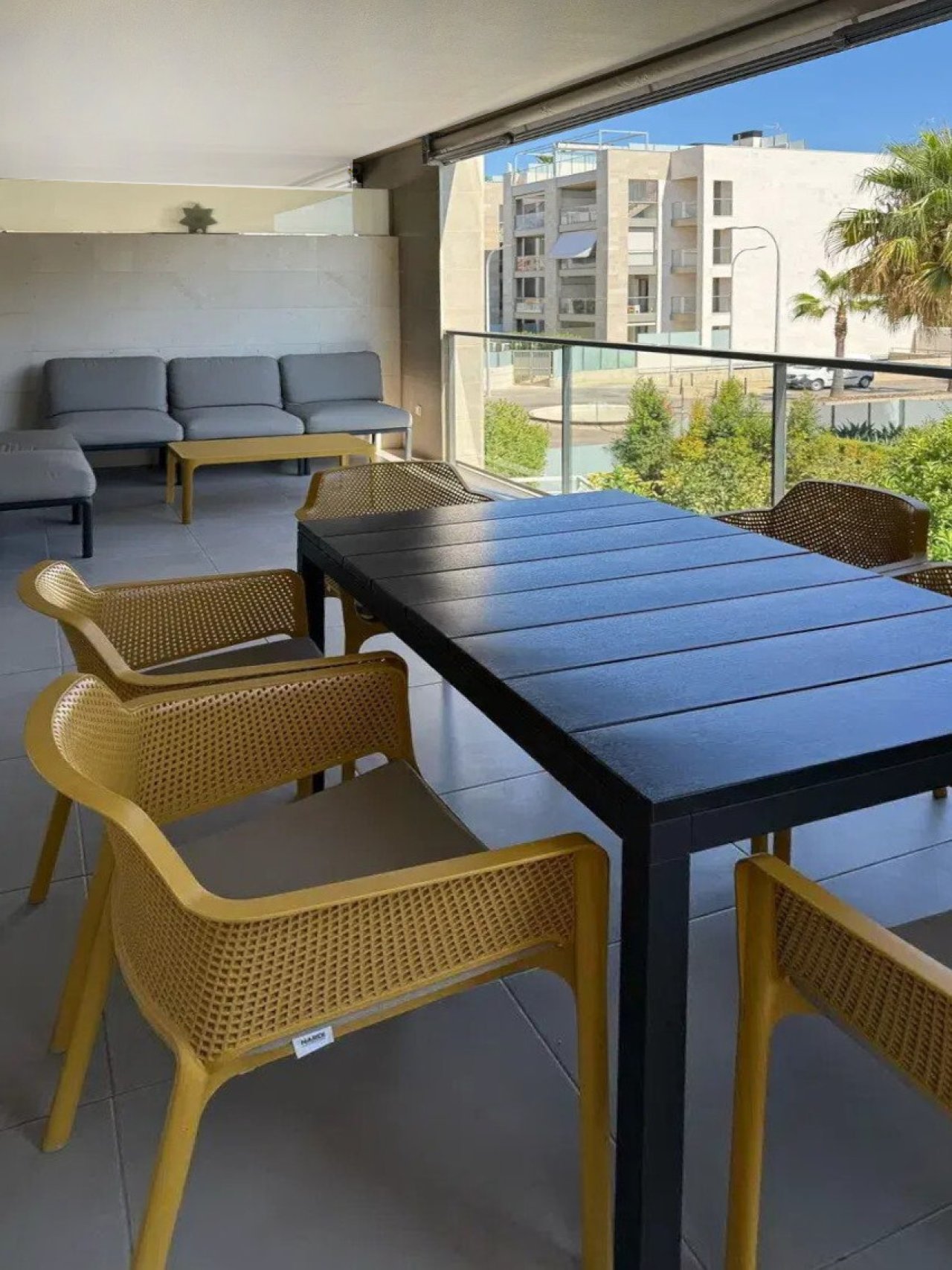 Covered terrace with all-around glazing and unobstructed view Covered terrace with all-around glazing and unobstructed view