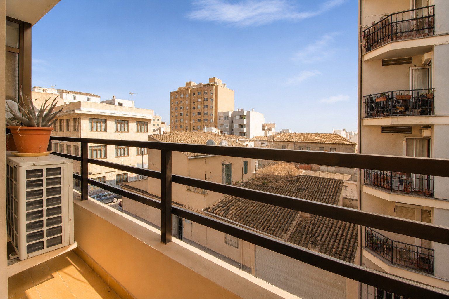 Bright Apartment with Balconies in Palma Bright Apartment with Balconies in Palma