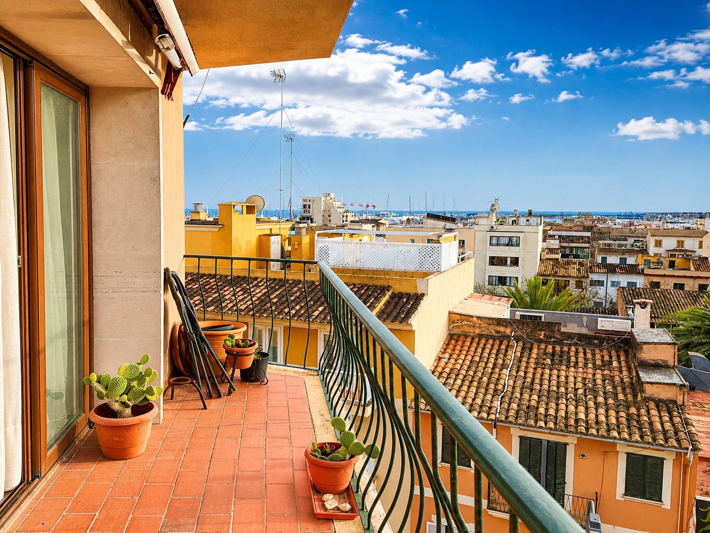 Penthouse with Spectacular Panoramic Views over Palma – A Hidden Gem in Santa Catalina Penthouse with Spectacular Panoramic Views over Palma – A Hidden Gem in Santa Catalina