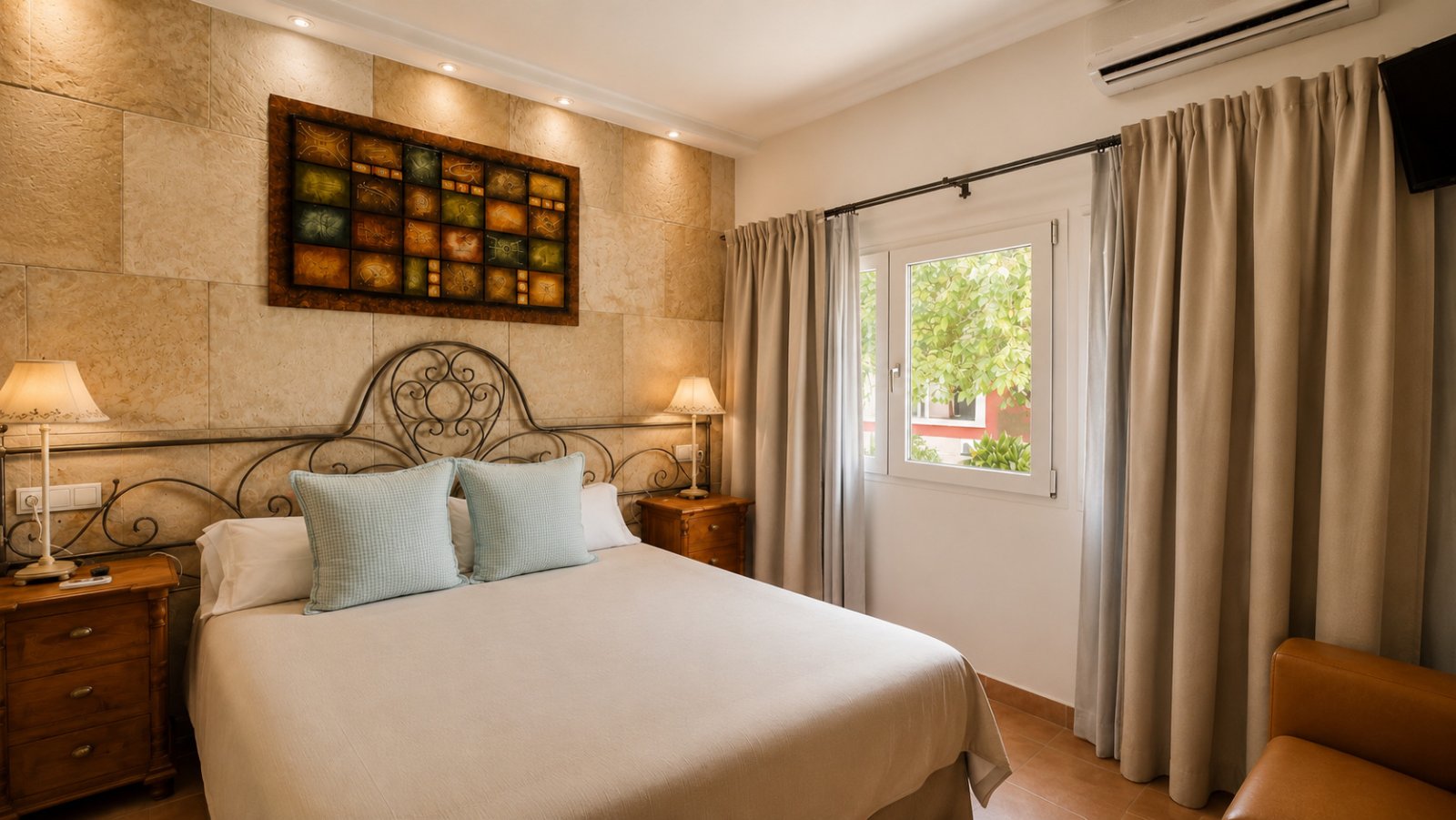 Bedroom with terrace access and high-quality furnishings Bedroom with terrace access and high-quality furnishings
