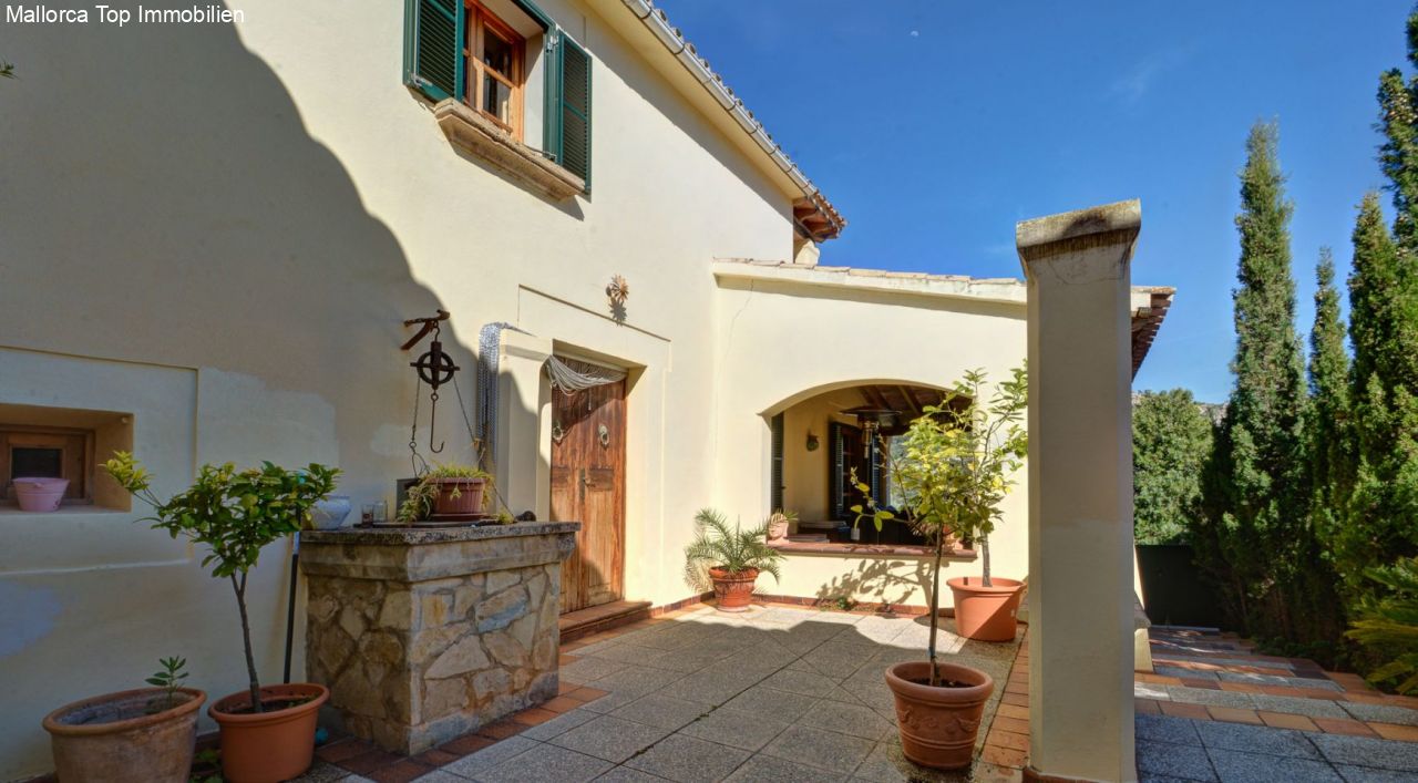 Luxury finca in a beautiful location () Luxury finca in a beautiful location ()