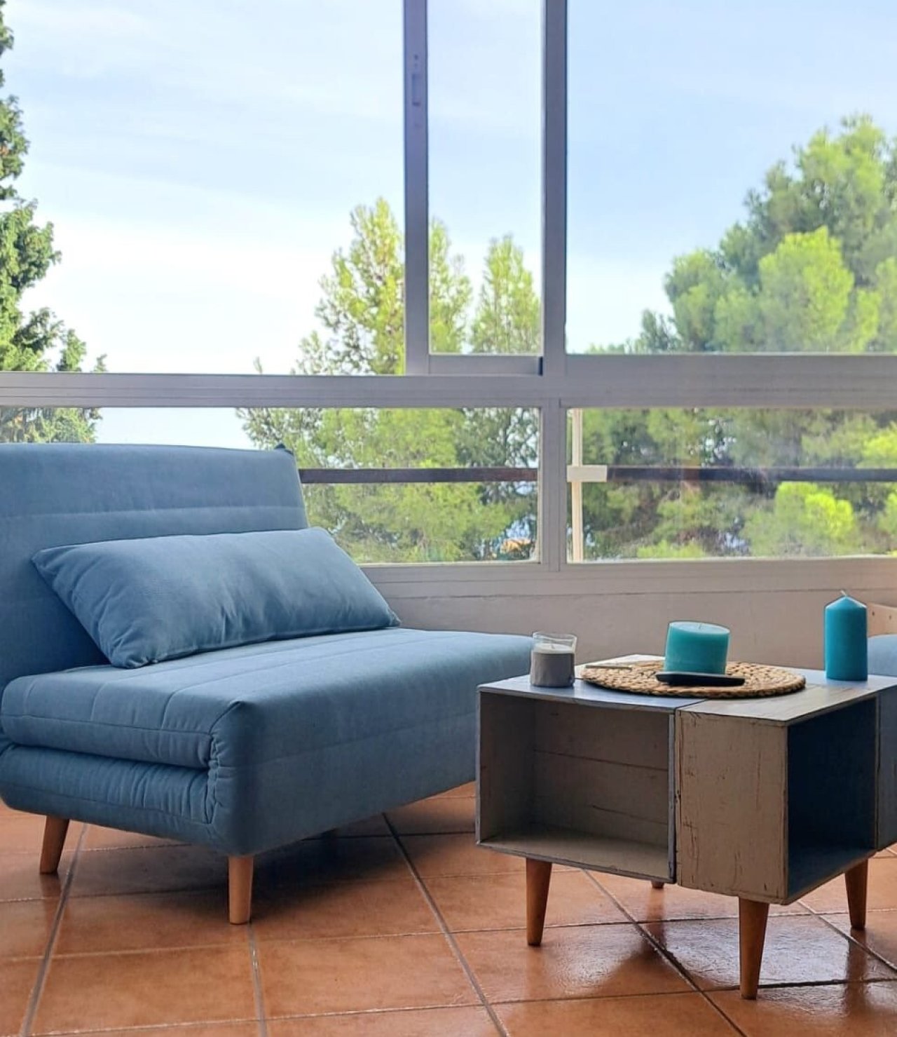 Floor-to-ceiling glazing with unobstructed natural views – light floods every corner. Floor-to-ceiling glazing with unobstructed natural views – light floods every corner.