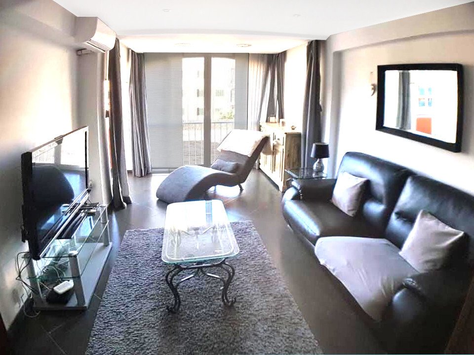 Stylishly renovated apartment near the sea - right by the Port Adriano marina Stylishly renovated apartment near the sea - right by the Port Adriano marina