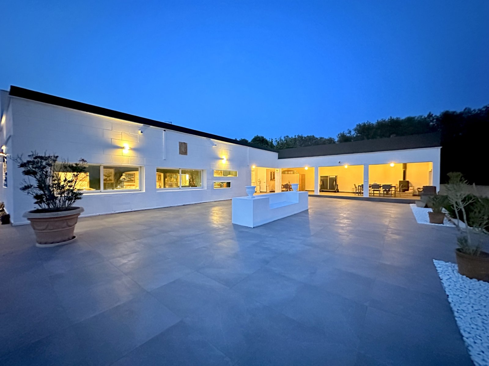 Architectural Excellence with Sea Views and Ultimate Privacy Architectural Excellence with Sea Views and Ultimate Privacy