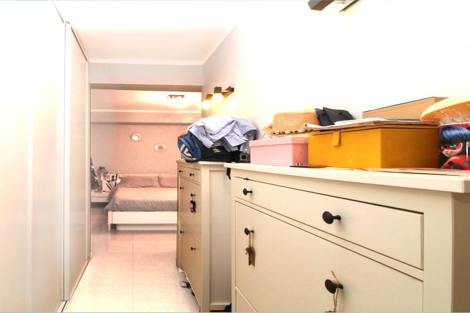 Children's room with intelligent storage solution and flexible room concept Children's room with intelligent storage solution and flexible room concept