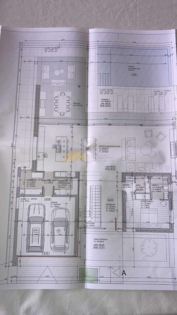 Professionally designed floor plan with optimal space utilization and flexible living zones.