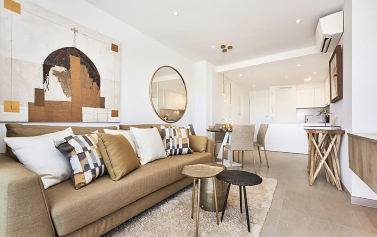 Modern studio with smart space utilization and high-quality equipment
