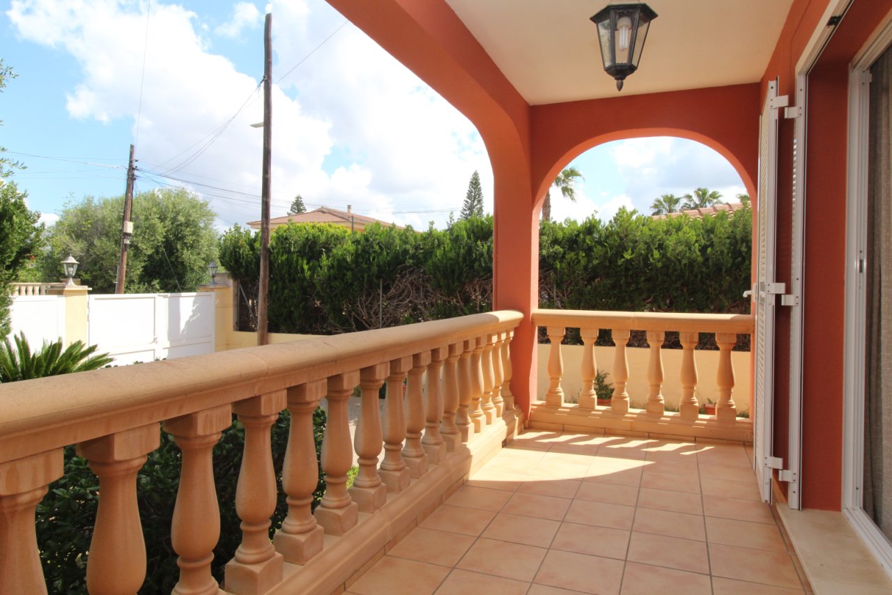 Terrasse vor dem Wohnzimmer Terrasse vor dem Wohnzimmer