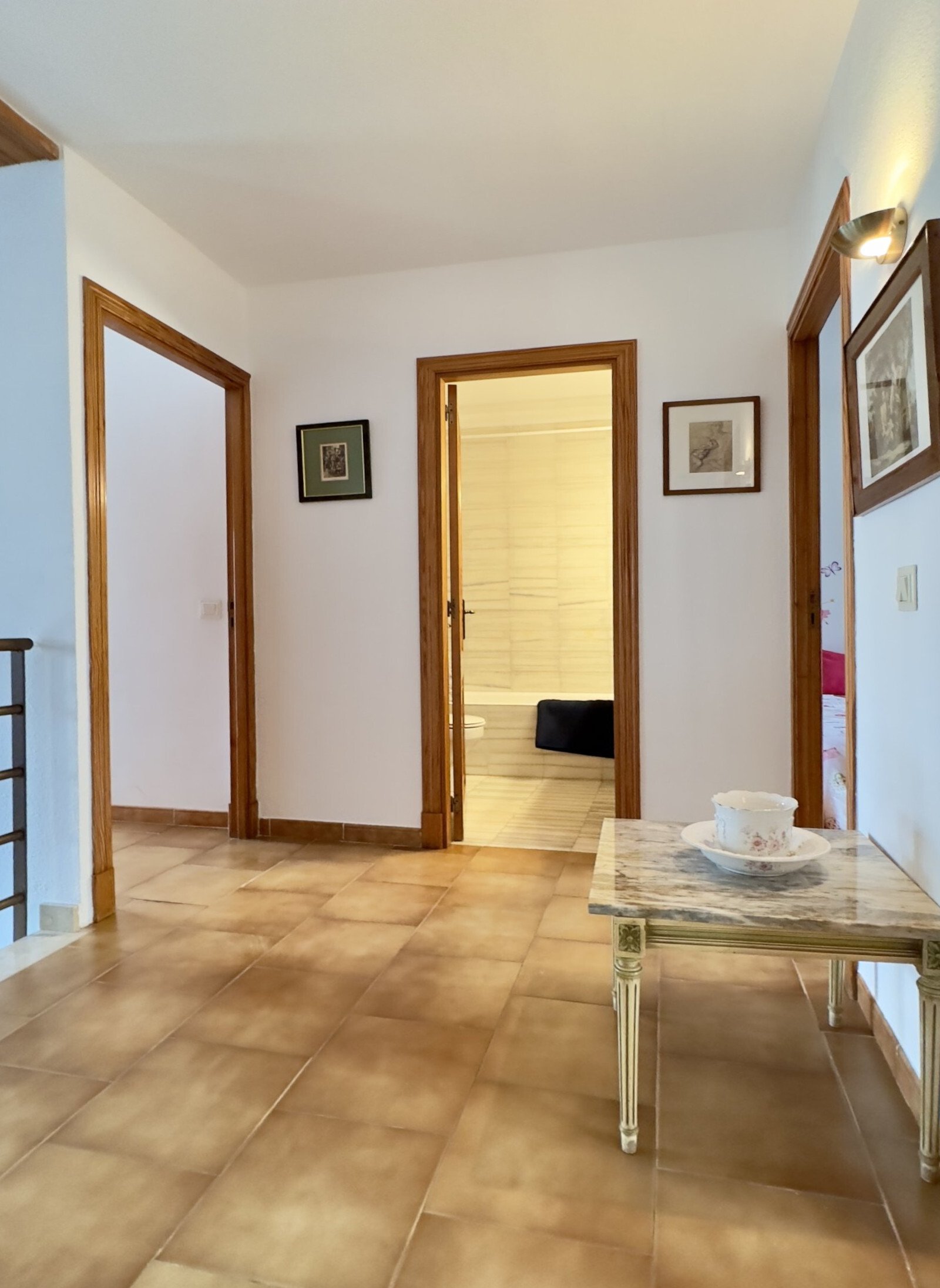 Elegante casa adosada con soleadas zonas exteriores y garaje en Son Espanyolet