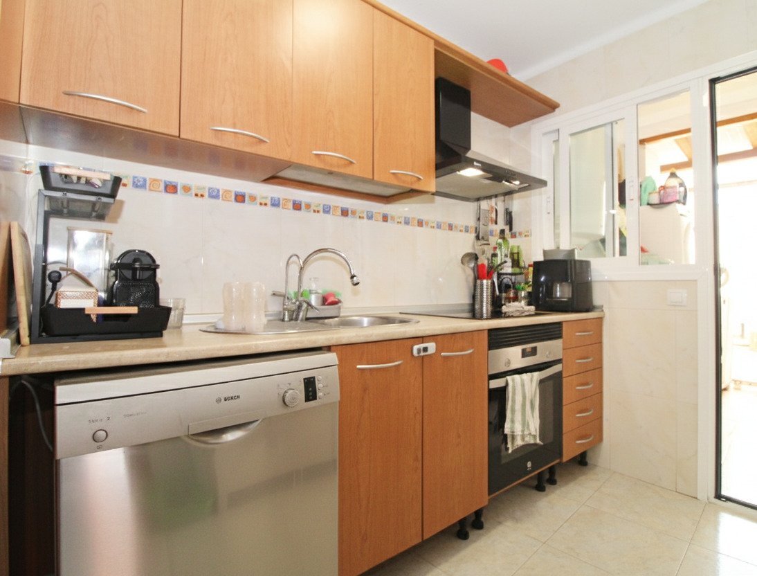 Piso Mediterráneo de Estilo Moderno a pocos Pasos del Mar