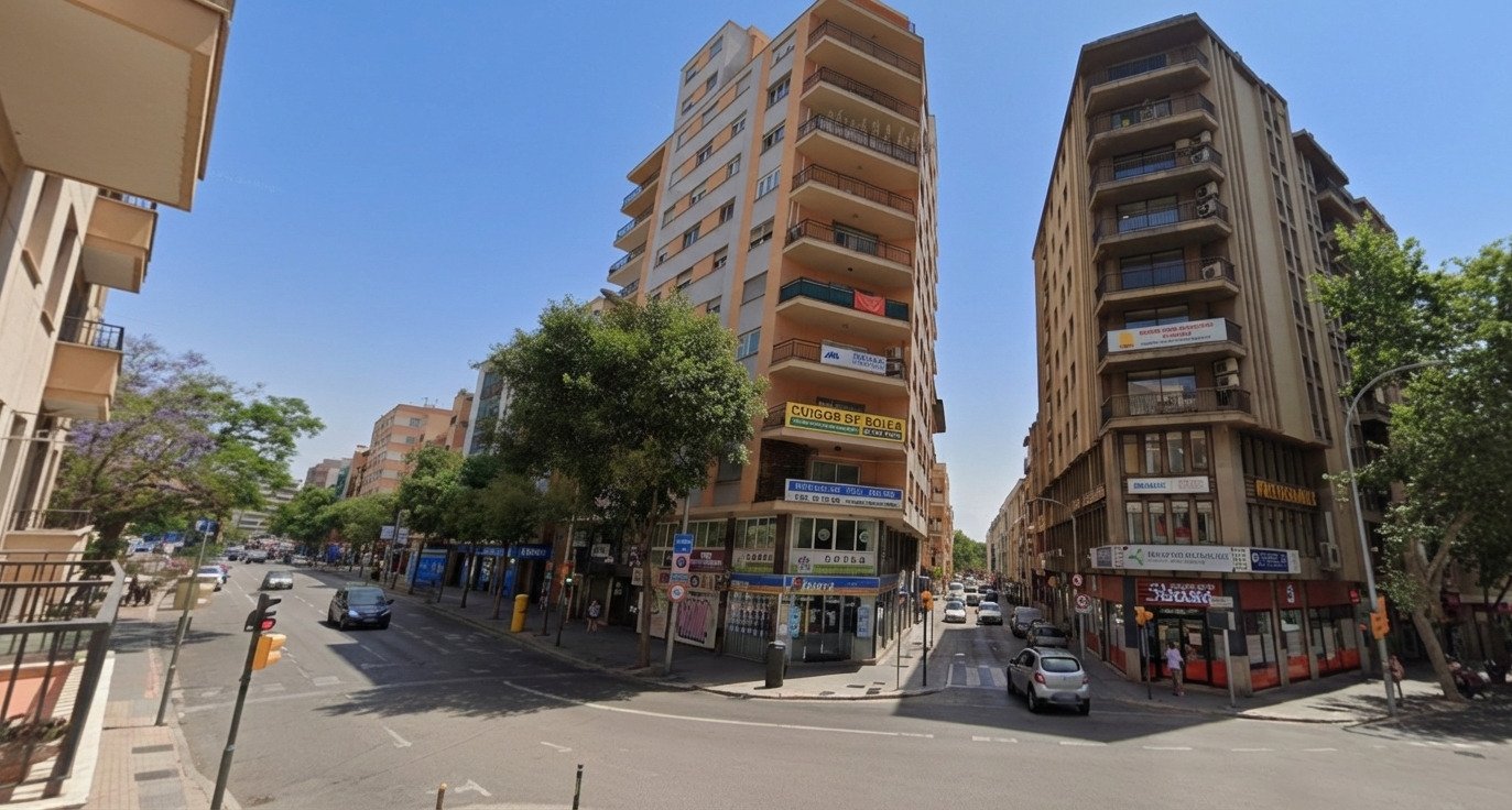 Local en el centro de Palma con autorización para transformación en vivienda