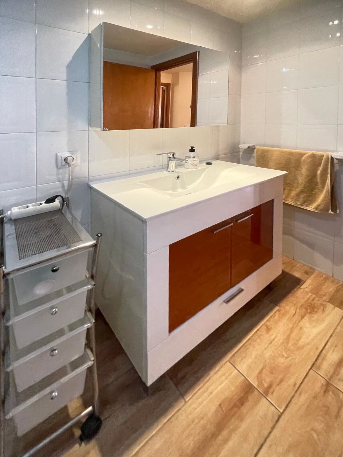 Elegante vivienda en la última planta en Palma – luminosidad, confort y plaza de garaje en la codiciada zona de Foners