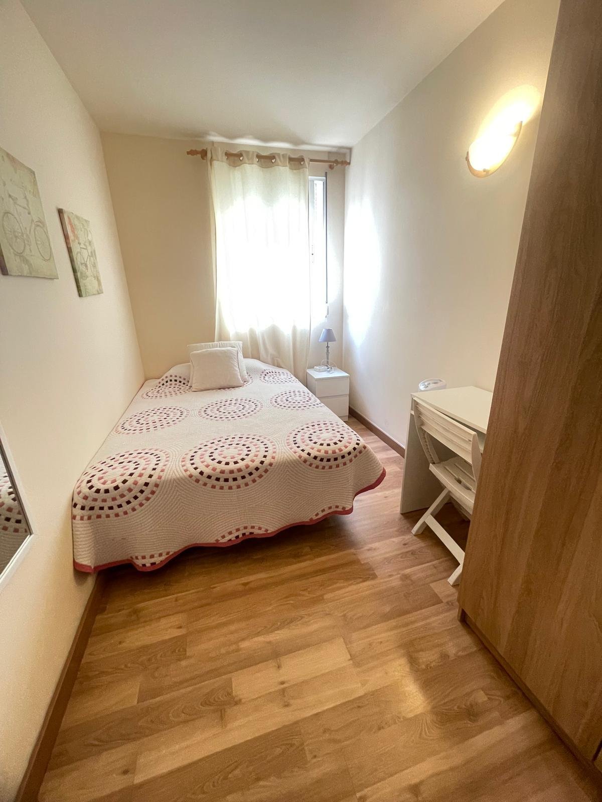 Elegante vivienda en la última planta en Palma – luminosidad, confort y plaza de garaje en la codiciada zona de Foners