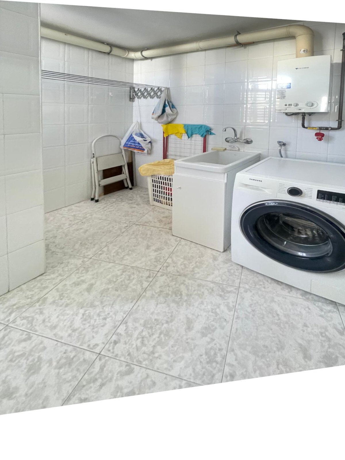 Elegante vivienda en la última planta en Palma – luminosidad, confort y plaza de garaje en la codiciada zona de Foners