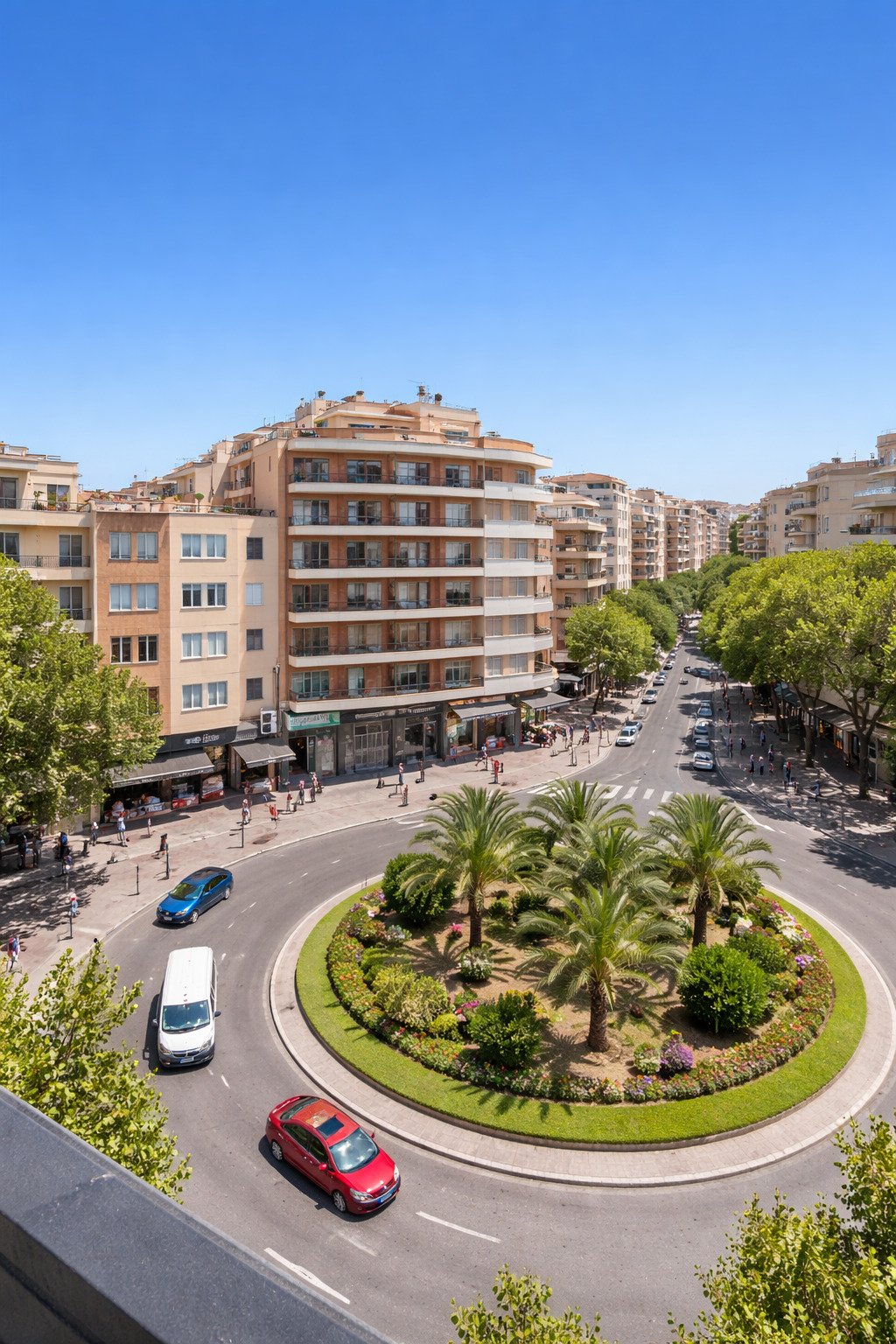 Ático Reformado con Encanto y Terraza Privada en Pere Garau