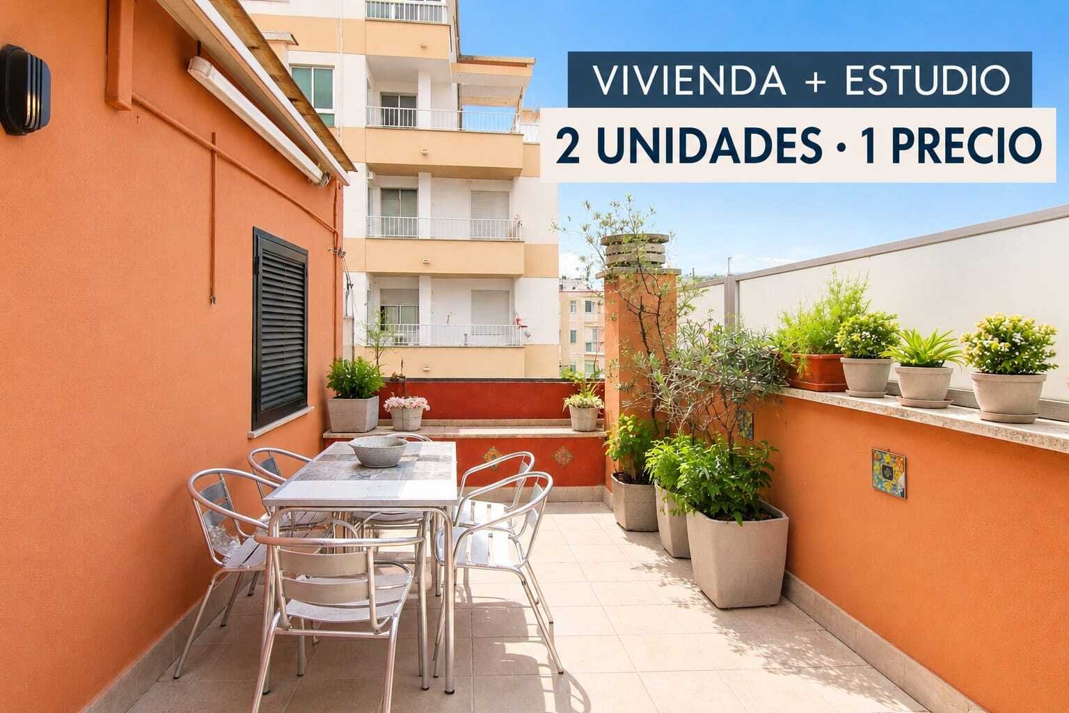 Großzügige Terrasse mit Sonnenschutz und direktem Zugang zum Wohnbereich Großzügige Terrasse mit Sonnenschutz und direktem Zugang zum Wohnbereich