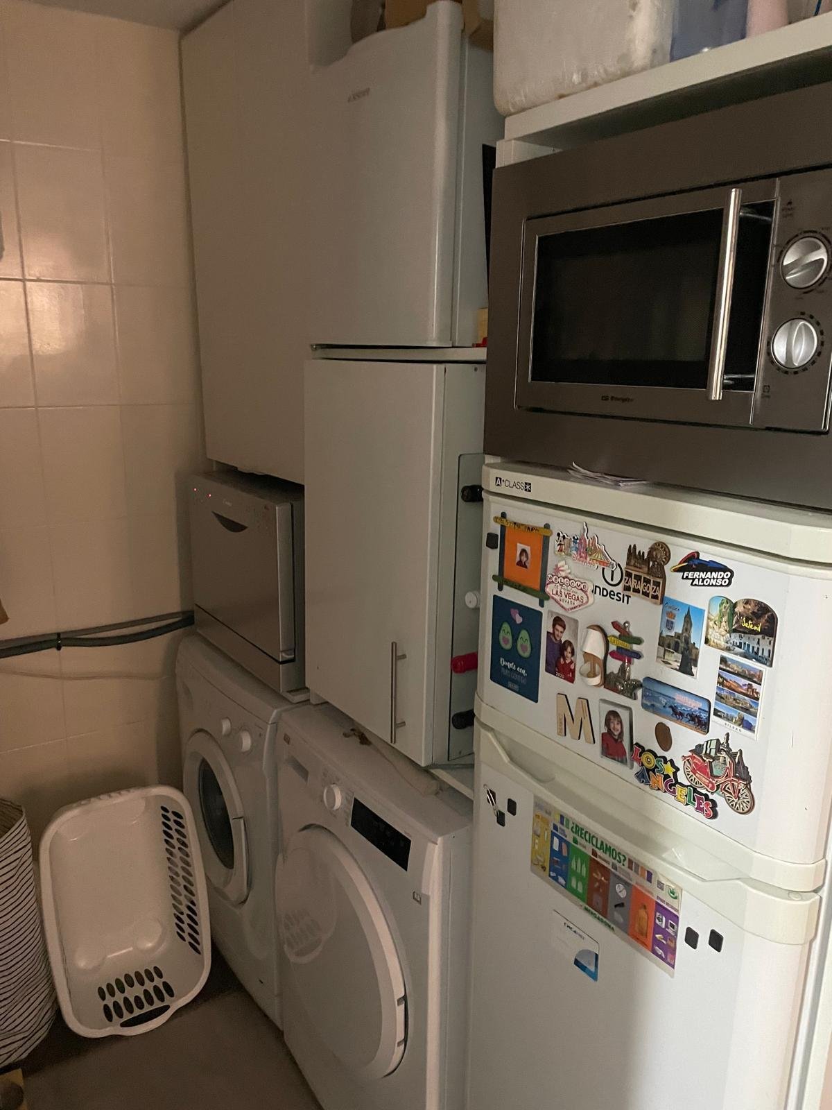 Lavadero práctico con equipamiento eficiente y disposición óptima de funciones Lavadero práctico con equipamiento eficiente y disposición óptima de funciones