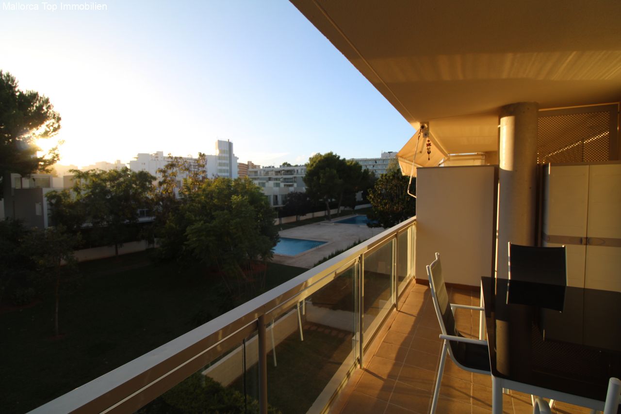 Bonito apartamento a pocos metros del mar. 