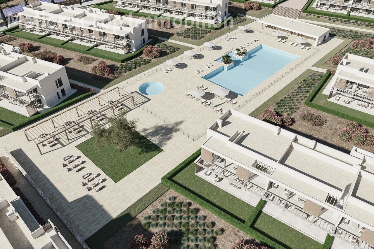 Complejo de piscina moderna con amplias áreas recreativas e infraestructura profesional Complejo de piscina moderna con amplias áreas recreativas e infraestructura profesional