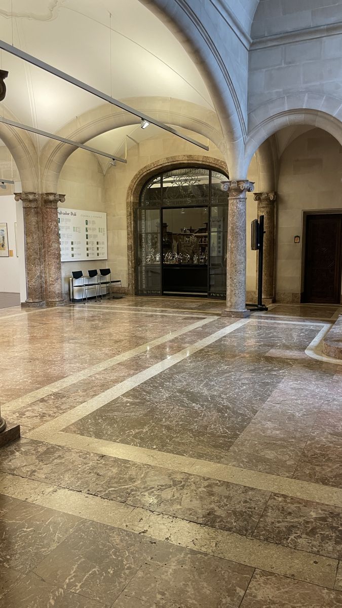 Museu Fundación Banca March – stilvolle Ausstellung in Palmas Zentrum