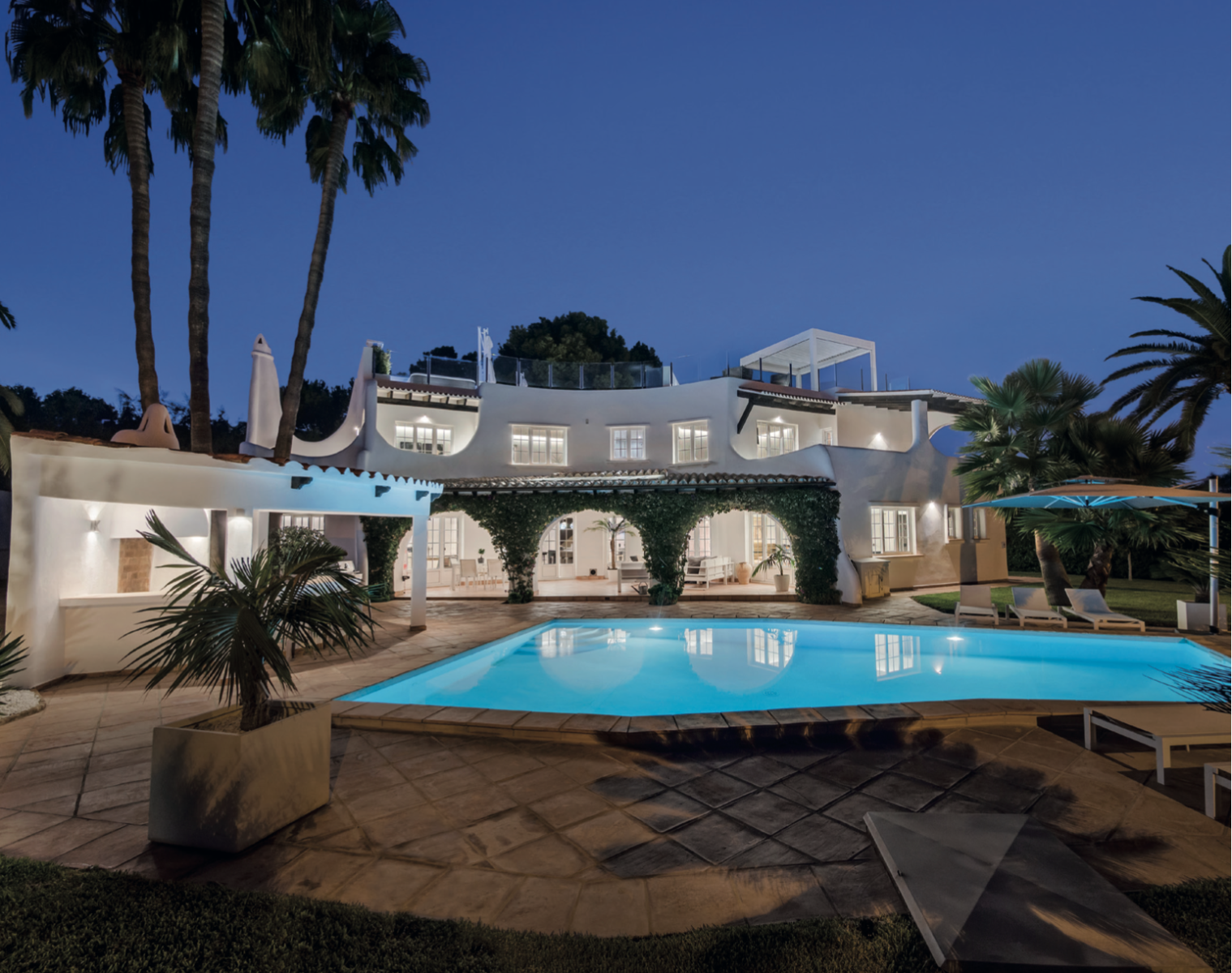 Moderne Luxusvilla im Südwesten Mallorcas