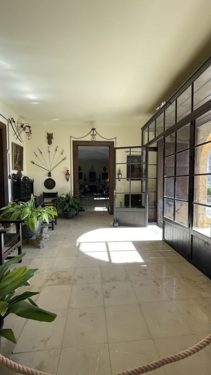 Historischer Empfangsraum im Museum Els Calderers auf Mallorca