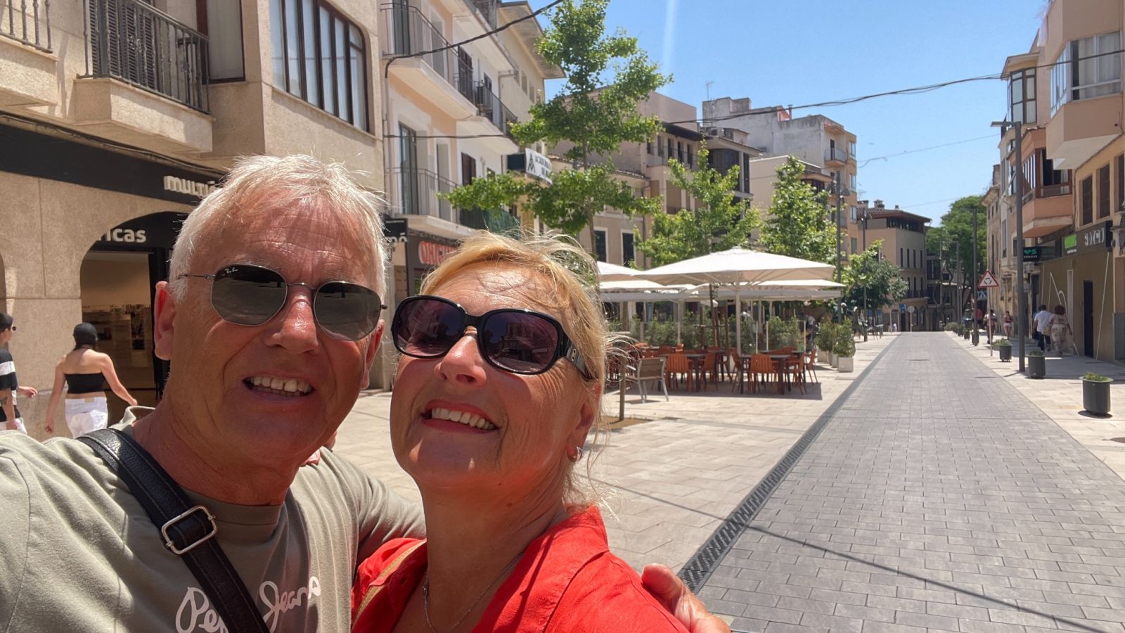 Zweitwohnsitz auf Mallorca mit mediterraner Immobilie und Meerblick