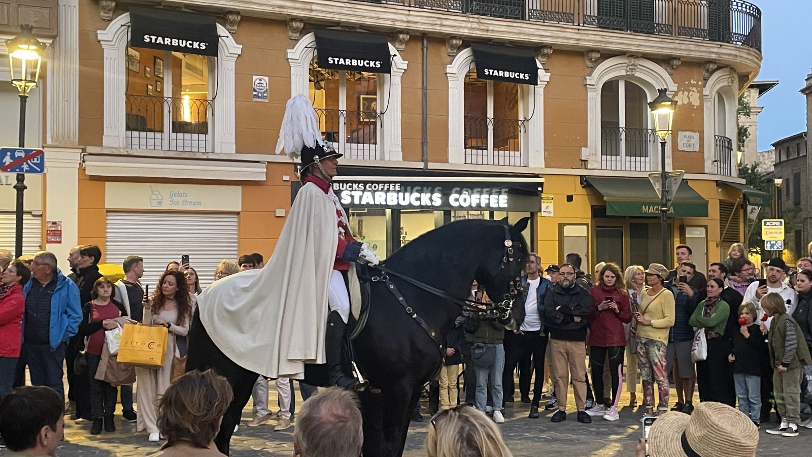 Processó del Sant Crist de la Sang with torchlights in Palma